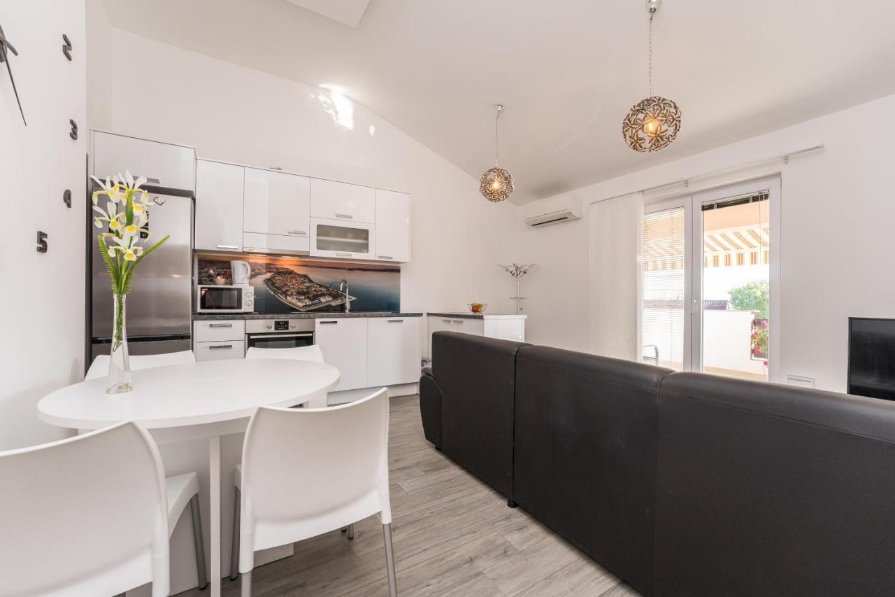 Apartments Maza ซาดาร์ ภายนอก รูปภาพ